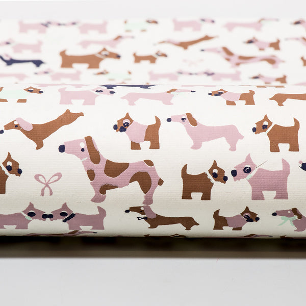 Geschenkpapier Hunde in Pastell-Tönen, handgeschöpft aus recycelter Baumwolle und im Siebdruckverfahren bedruckt, von Salon Elfi.