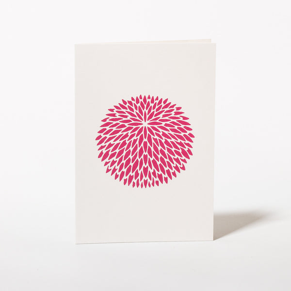 Grußkarte Big Kamon Deep Pink Chrysanthemum von ni yui.